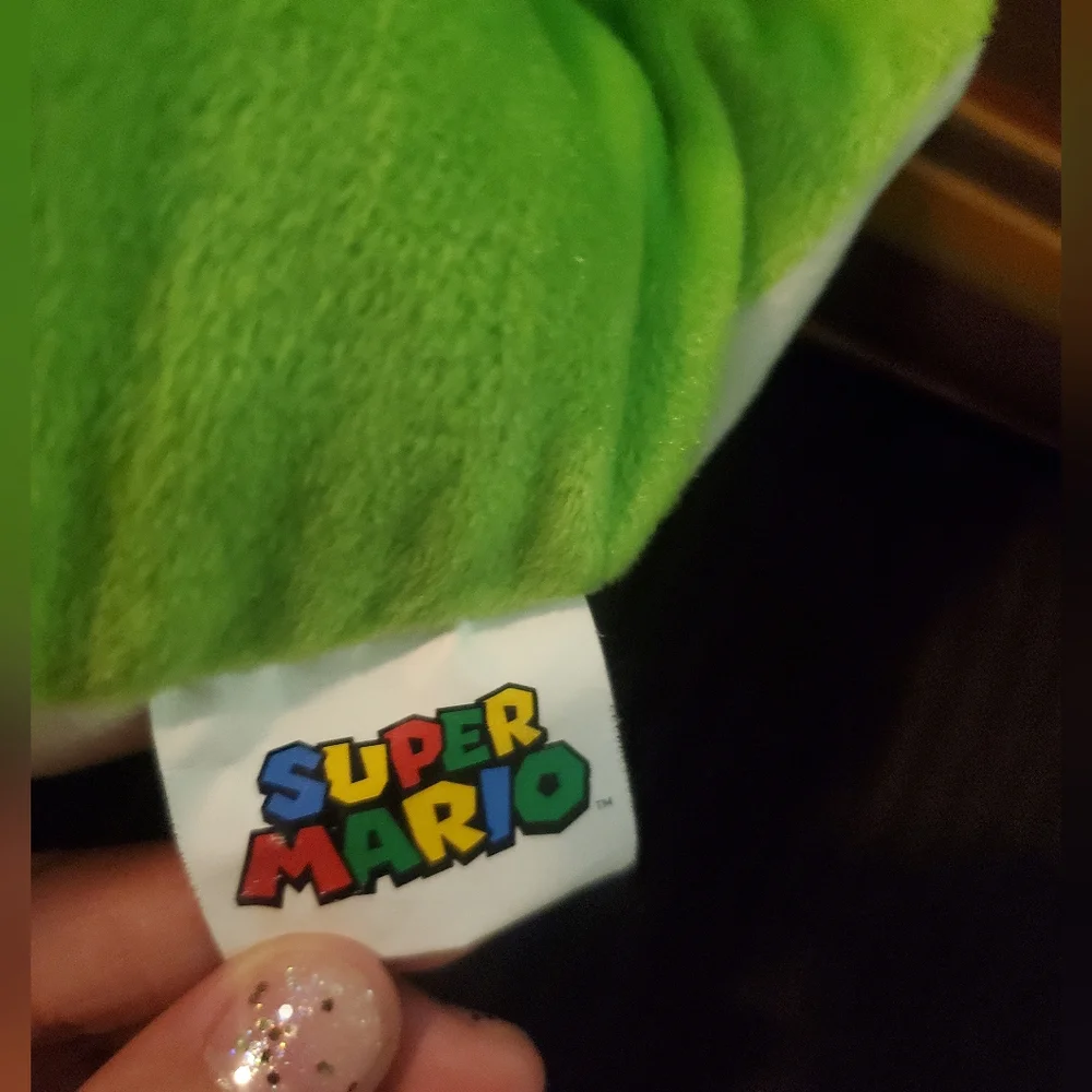 Nintendo super mario Yoshi 20" Plush Hideaway Shell - Picture 5 of 7